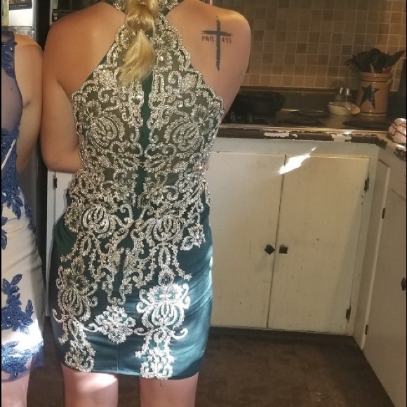 emerald green short dress - Picture 2 of 2